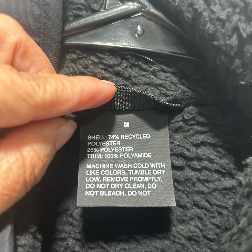 Vuori Cozy Sherpa Popover - Picture 4 of 5